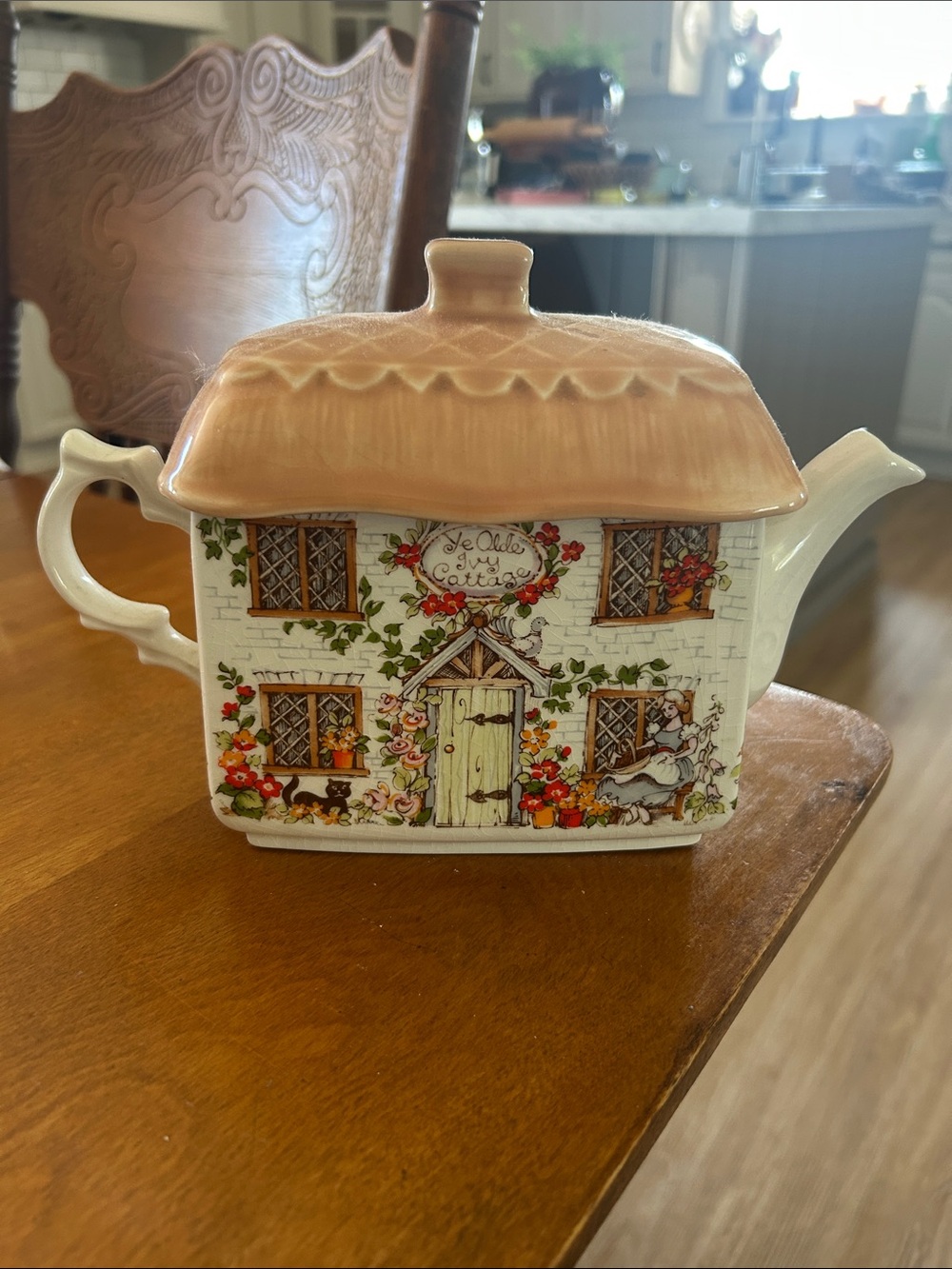 Vintage Cottage Teapot with Peach Roof - Unknown Brand
